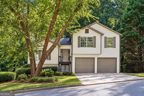 7380 Hunters Ridge Dr, Douglasville, GA 30134