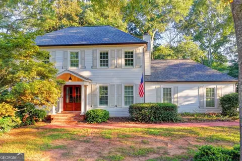3852 Ivey Ln SW, Lilburn, GA 30047