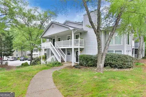 2104 Augusta Dr SE, Marietta, GA 30067