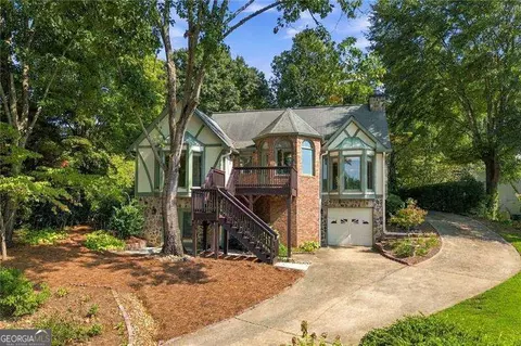 1508 Lake Koinonia Dr, Woodstock, GA 30189