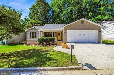 767 Pepperwood Trl, Stone Mountain, GA 30087