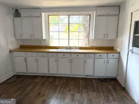 12 Williamson St SW, Rome, GA 30165 photo 3