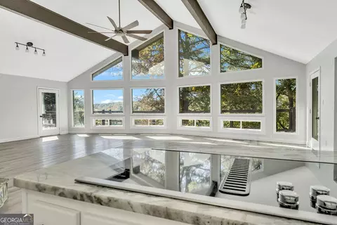 Living - 357 Johns Way, Talking Rock, GA 30175 photo 8 of 10