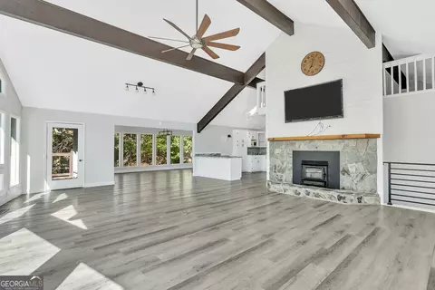 Living - 357 Johns Way, Talking Rock, GA 30175 photo 4 of 10