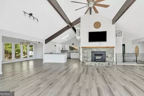 Living - 357 Johns Way, Talking Rock, GA 30175 photo 5 of 10