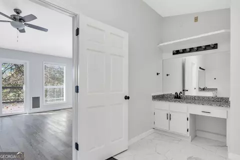 Entry Way - 357 Johns Way, Talking Rock, GA 30175 photo 3 of 5