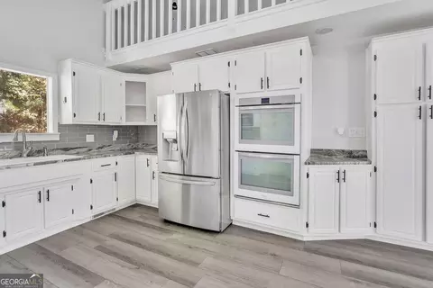 Kitchen - 357 Johns Way, Talking Rock, GA 30175 photo 2 of 4