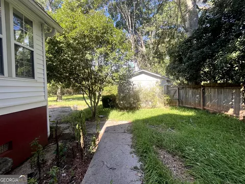 Exterior - 506 Spring St, Washington, GA 30673 photo 5 of 11