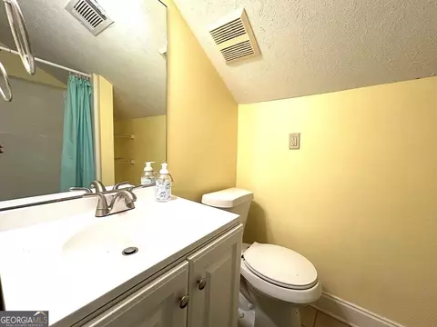 Bath - 516 Lincoln St, Lagrange, GA 30240 photo 6 of 6