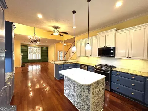 Kitchen - 516 Lincoln St, Lagrange, GA 30240 photo 3 of 5