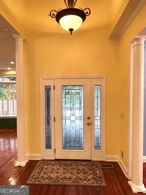 Entry Way - 516 Lincoln St, Lagrange, GA 30240 photo 1 of 2