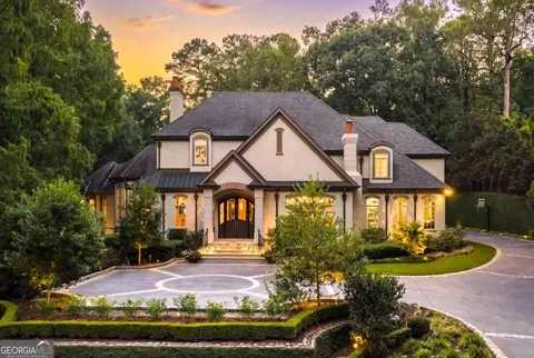 5530 Claire Rose Ln, Sandy Springs, GA 30327