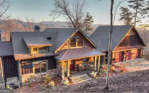 280 Point Of View Rd #15, Blue Ridge, GA 30513