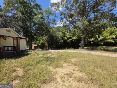 Exterior - 2842 Hamilton Rd, Lagrange, GA 30241 photo 5 of 10