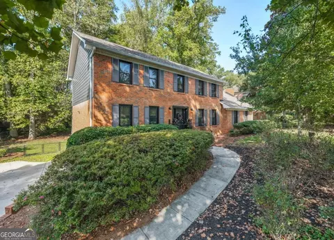 831 Montego Way SW, Lilburn, GA 30047