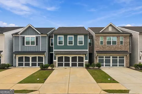 5313 Melbourne Ln, Flowery Branch, GA 30542