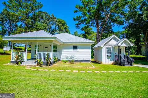 405 Old Bremen Rd, Carrollton, GA 30117
