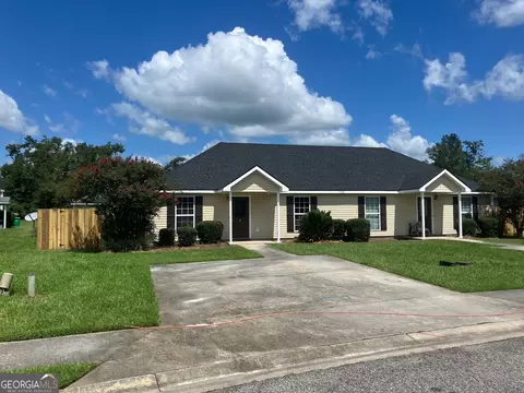 1736 Forsyth Pl, Valdosta, GA 31602