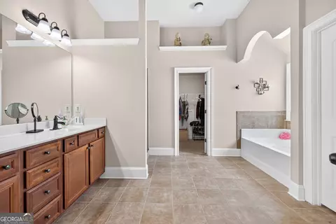 Entry Way - 162 Oatgrass Dr, Grayson, GA 30017 photo 3 of 3
