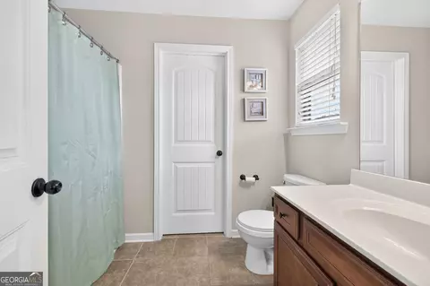 Bath - 162 Oatgrass Dr, Grayson, GA 30017 photo 5 of 6