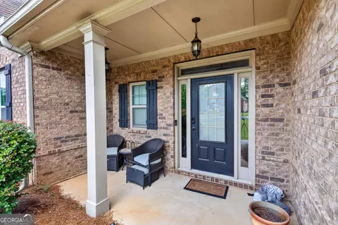 Exterior - 162 Oatgrass Dr, Grayson, GA 30017 photo 5 of 6