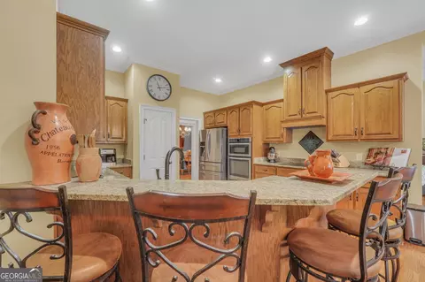 Kitchen - 505 Crescent Dr, Forsyth, GA 31029 photo 5 of 5