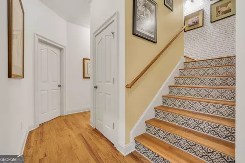 Entry Way - 505 Crescent Dr, Forsyth, GA 31029 photo 3 of 4