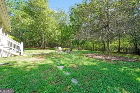 Exterior - 505 Crescent Dr, Forsyth, GA 31029 photo 11 of 13