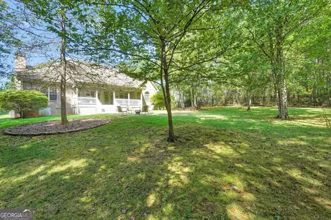 Exterior - 505 Crescent Dr, Forsyth, GA 31029 photo 12 of 13