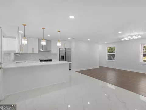 Kitchen - 984 Morrow Rd, Morrow, GA 30260 photo 1 of 4