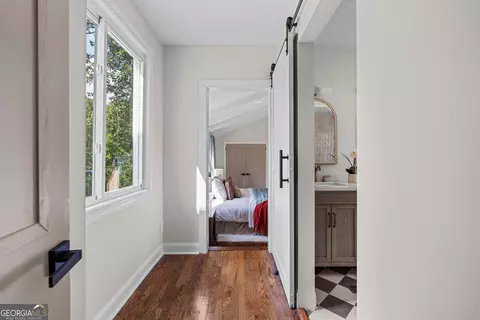 Entry Way - 107 Ridgecrest Rd, Lagrange, GA 30240 photo 2 of 2