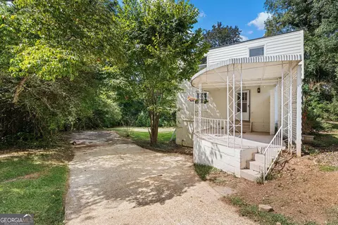 Exterior - 107 Ridgecrest Rd, Lagrange, GA 30240 photo 3 of 6