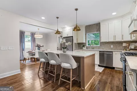 Kitchen - 107 Ridgecrest Rd, Lagrange, GA 30240 photo 5 of 6