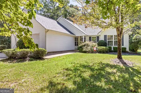 571 Earl North Rd, Newnan, GA 30263