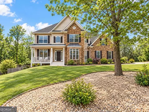 25 Barbara Ct, Fayetteville, GA 30215