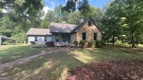 100 Joshua Pl, Fayetteville, GA 30215