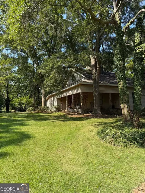 4038 Brownsville Rd, Powder Springs, GA 30127