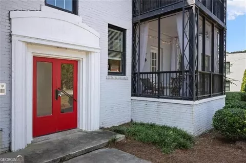 88 Peachtree Memorial Dr NW #2, Atlanta, GA 30309