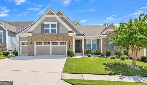 122 Cottonwood Cir, Peachtree City, GA 30269