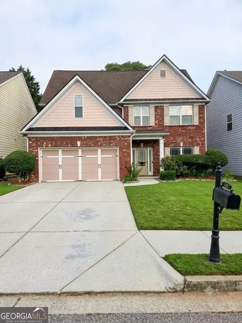 702 Lynnfield Dr, Lawrenceville, GA 30045