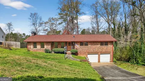 2569 Skylane Dr, Marietta, GA 30062