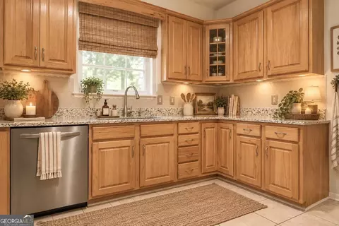 Kitchen - 390 Central Ave, Guyton, GA 31312 photo 1 of 3