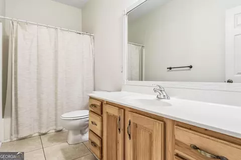Bath - 390 Central Ave, Guyton, GA 31312 photo 2 of 2