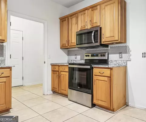 Kitchen - 390 Central Ave, Guyton, GA 31312 photo 3 of 3