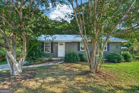 152 Allen Memorial Dr SW, Milledgeville, GA 31061