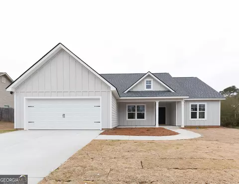 113 Fuller Ct, Grantville, GA 30220