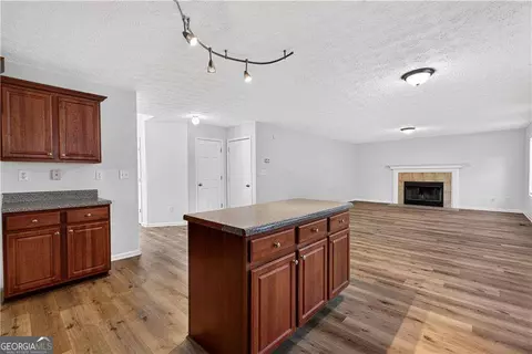 Living - 40 Cliff View Dr, Covington, GA 30016 photo 6 of 8