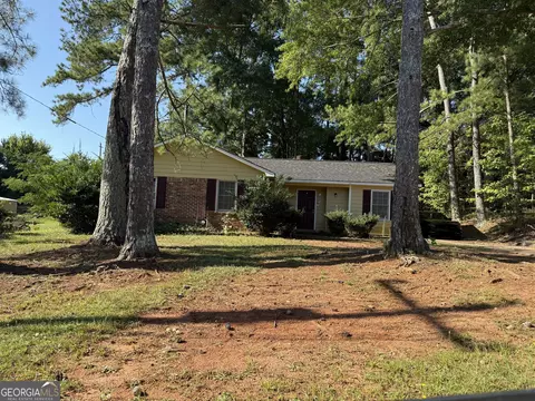 109 Genes Pl, Lagrange, GA 30240 photo 5