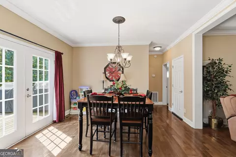 Dining - 2952 Rock Creek Rd, Toccoa, GA 30577 photo 2 of 2