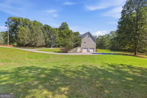 Exterior - 2952 Rock Creek Rd, Toccoa, GA 30577 photo 8 of 15